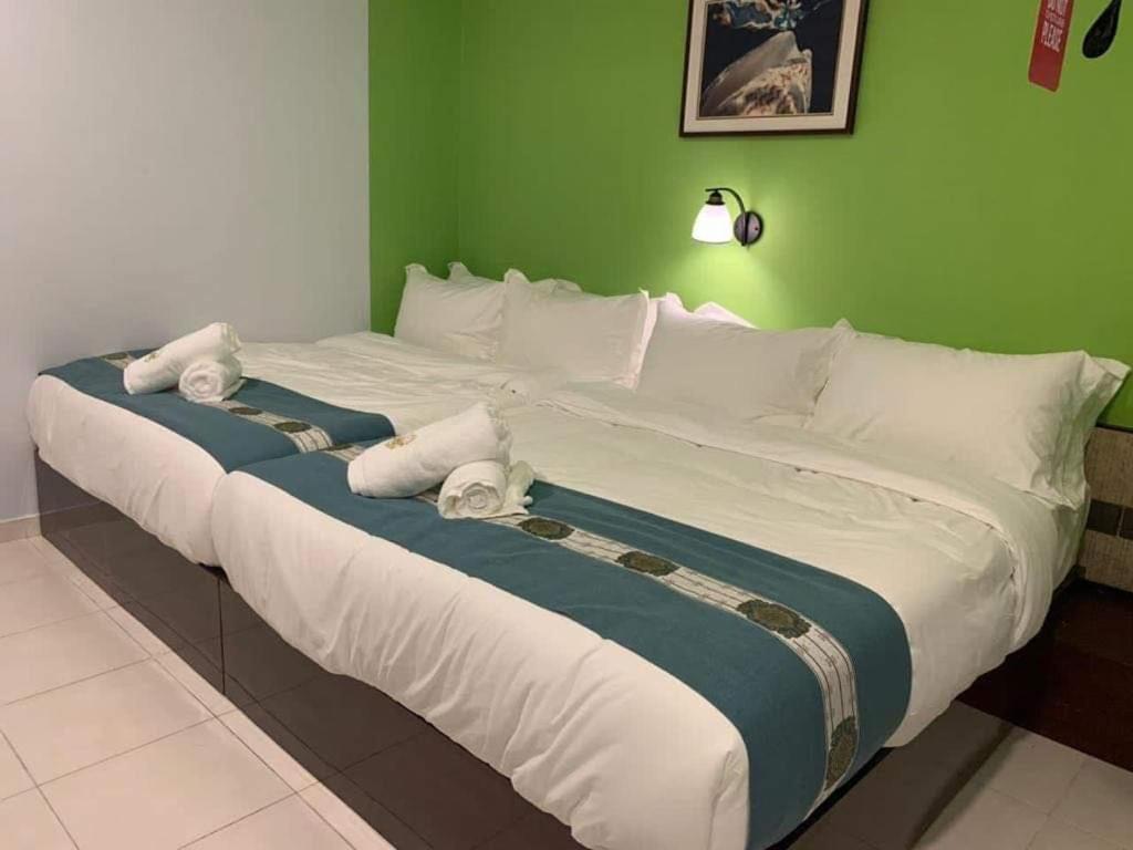 R Hotel Langkawi Kuah Exterior photo